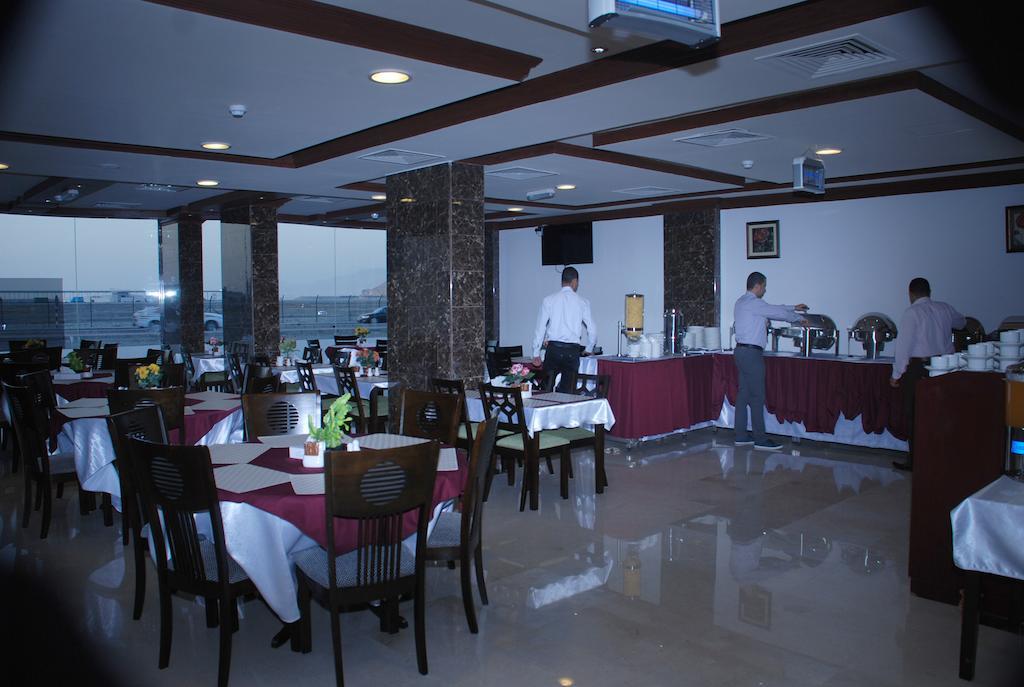 Hotel Diwan Al Amir Khasab Exterior foto